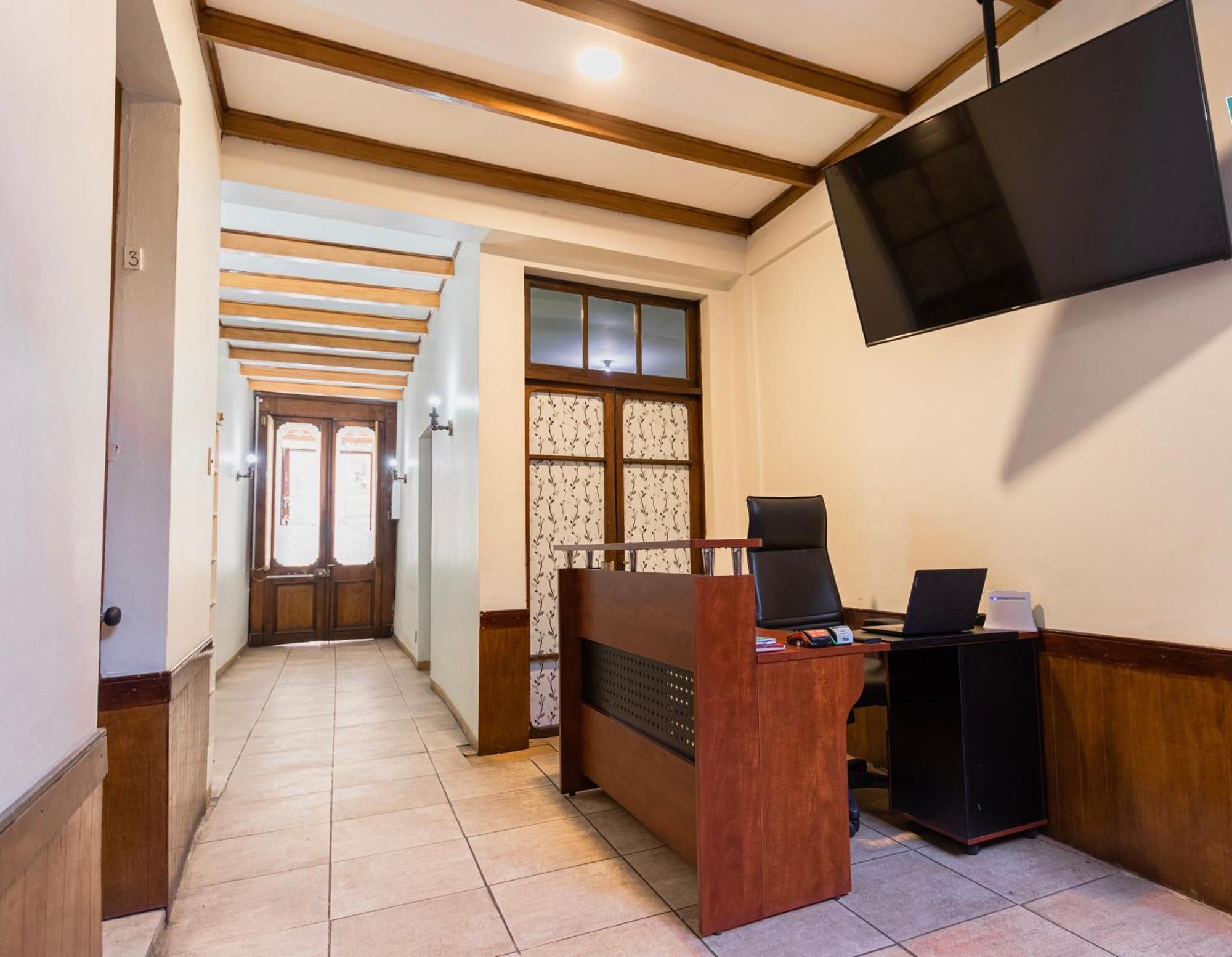 Hostel Santiago Centro Ngoại thất bức ảnh